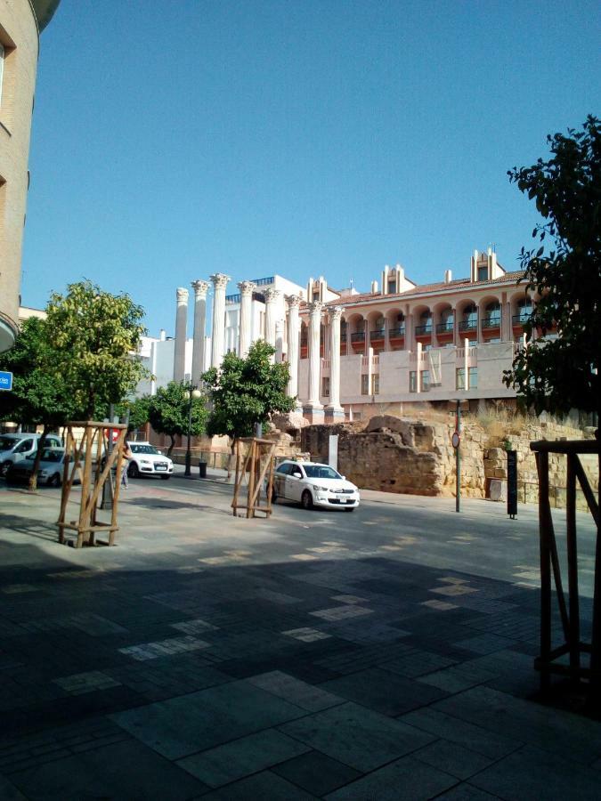 Vivienda Turistica Templo Romano Cordoba Luaran gambar